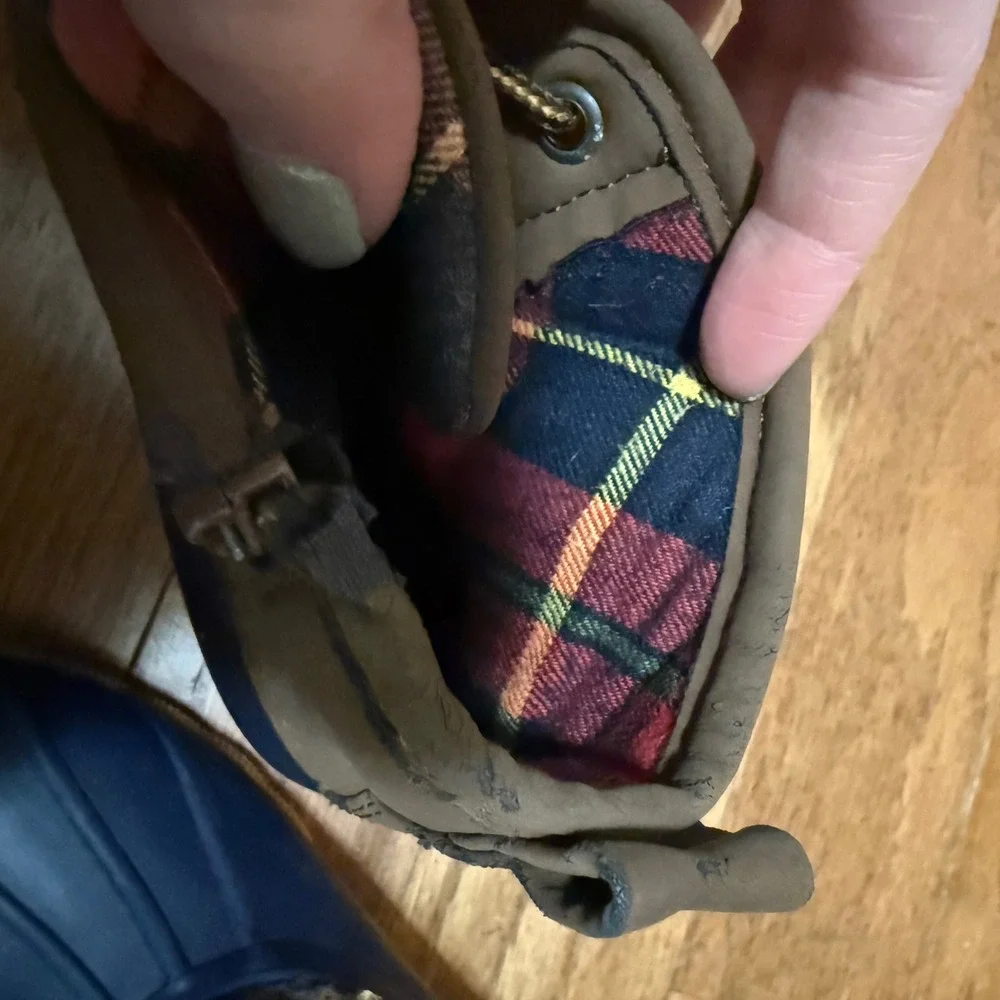 Tommy Hilfiger Ryan Duck‎ Boots Cognac Plaid Lined Rubber Waterproof Size 2